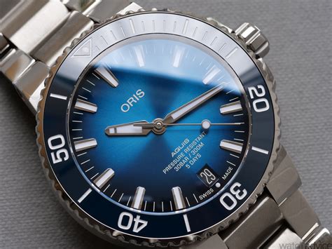 oris aquis hand dial